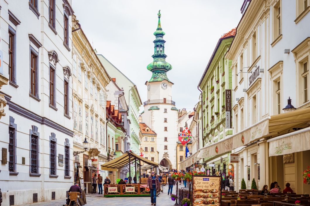 Du Lịch Đông Âu: CH Séc - Đức - Áo - Slovakia - Hungary