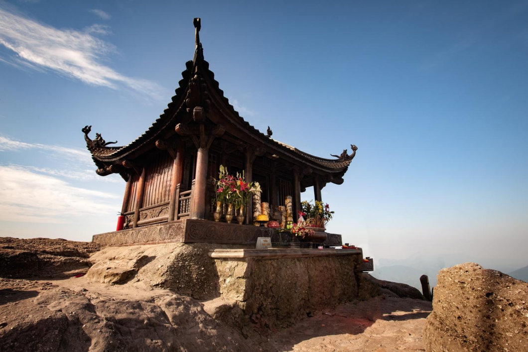 Du Lịch Hà Nội - Tuyệt Tình Cốc - Bái Đính - Tràng An - Hạ Long - Yên Tử - Sapa - Fansipan