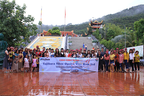 Mạng bán tour du lịch trực tuyến hàng đầu tại Việt Nam | BenThanh Tourist