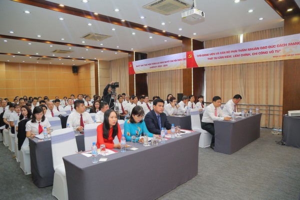 Mạng bán tour du lịch trực tuyến hàng đầu tại Việt Nam | BenThanh Tourist