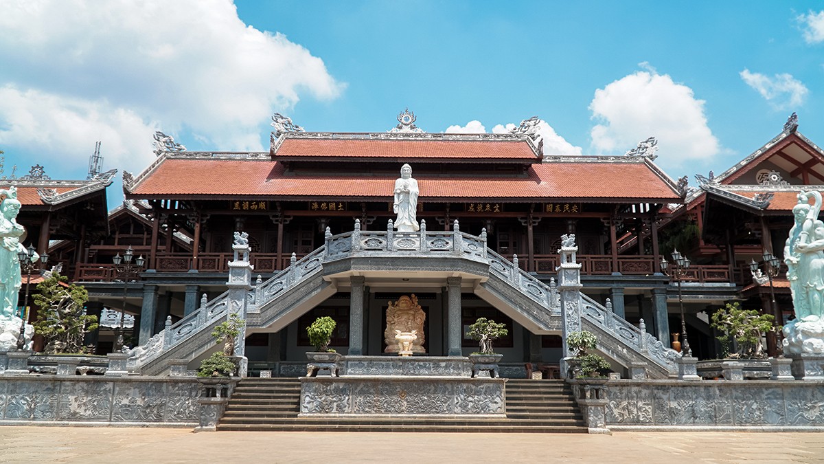 Mạng bán tour du lịch trực tuyến hàng đầu tại Việt Nam | BenThanh Tourist
