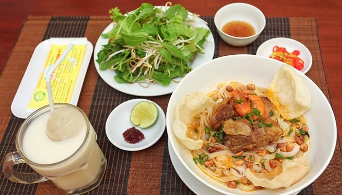 mi-quang-ba-mua