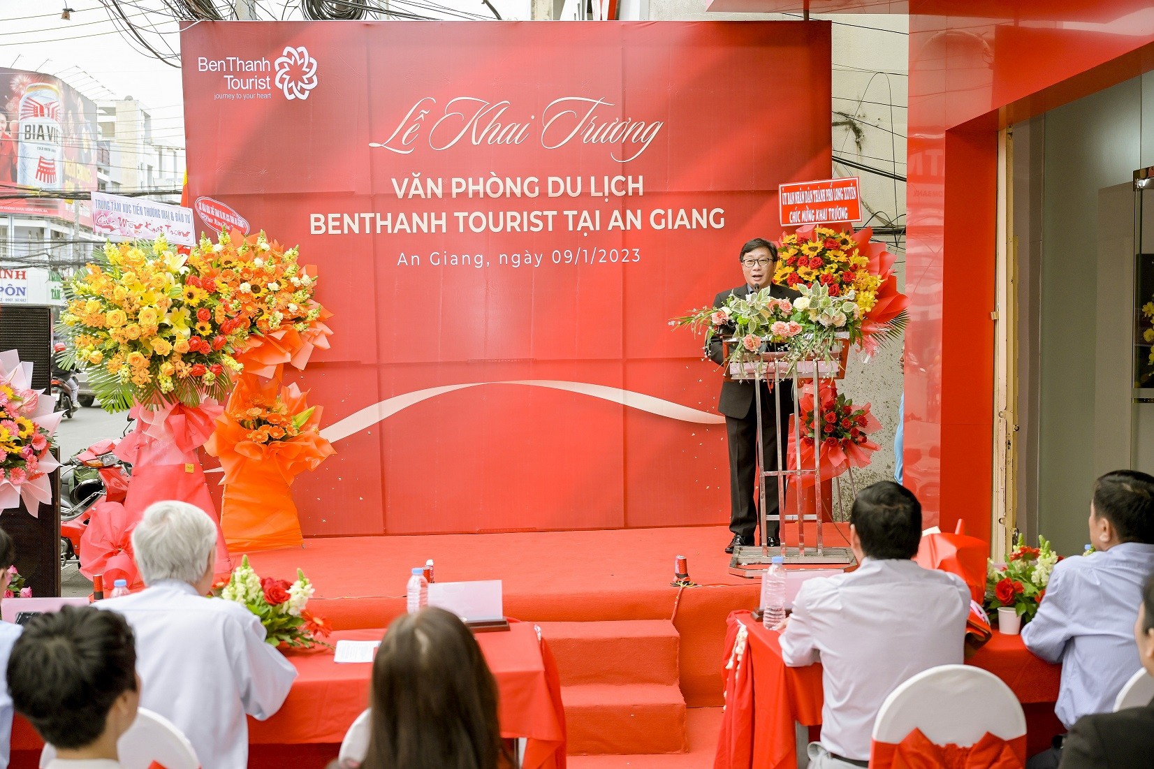 Mạng bán tour du lịch trực tuyến hàng đầu tại Việt Nam | BenThanh Tourist