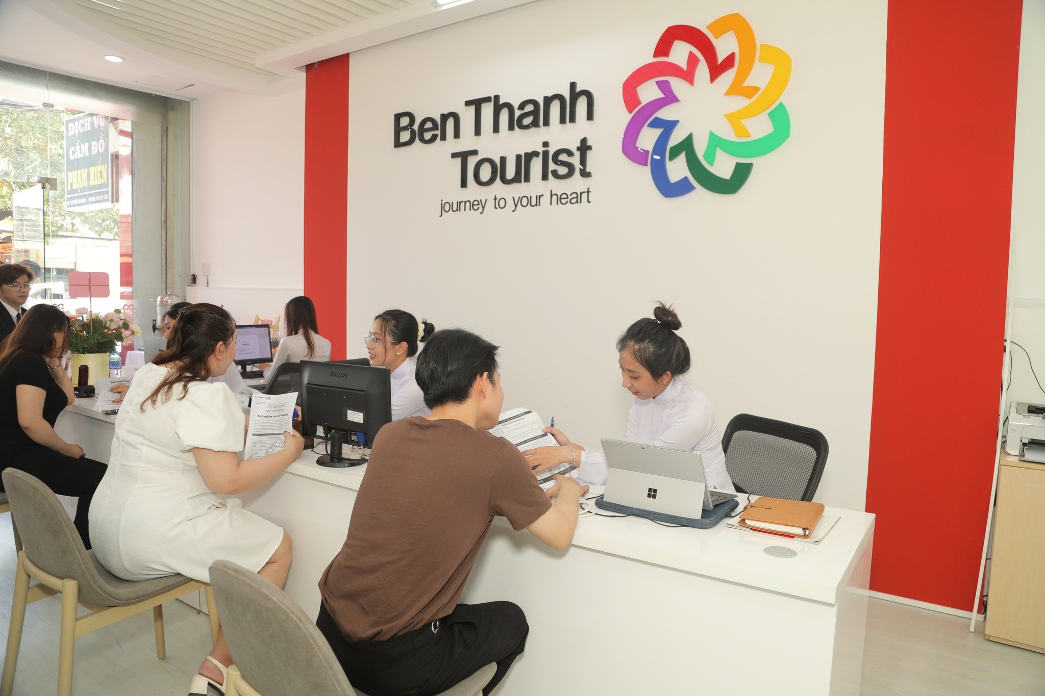 Mạng bán tour du lịch trực tuyến hàng đầu tại Việt Nam | BenThanh Tourist