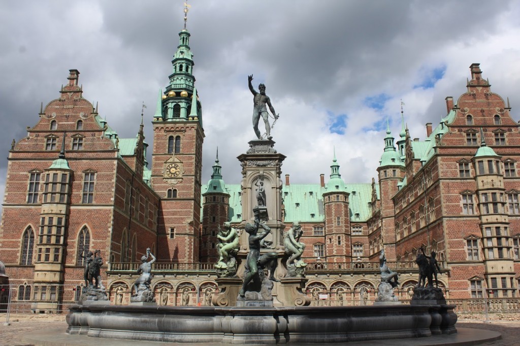 lâu đài frederiksborg