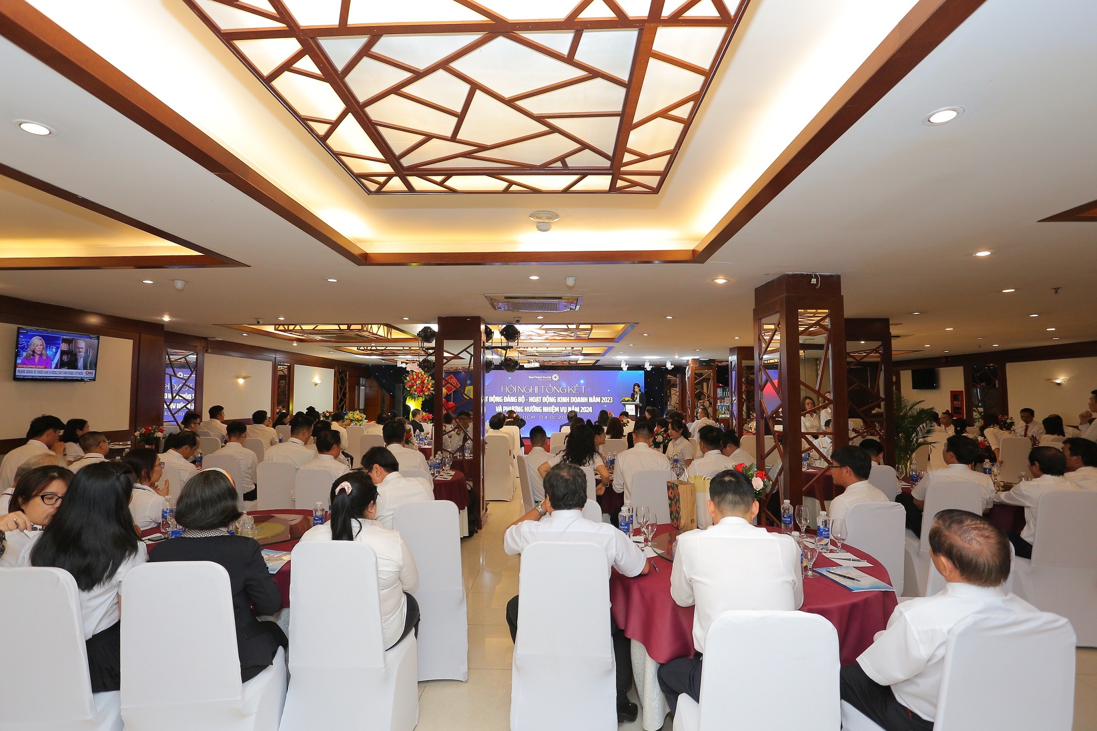 Mạng bán tour du lịch trực tuyến hàng đầu tại Việt Nam | BenThanh Tourist