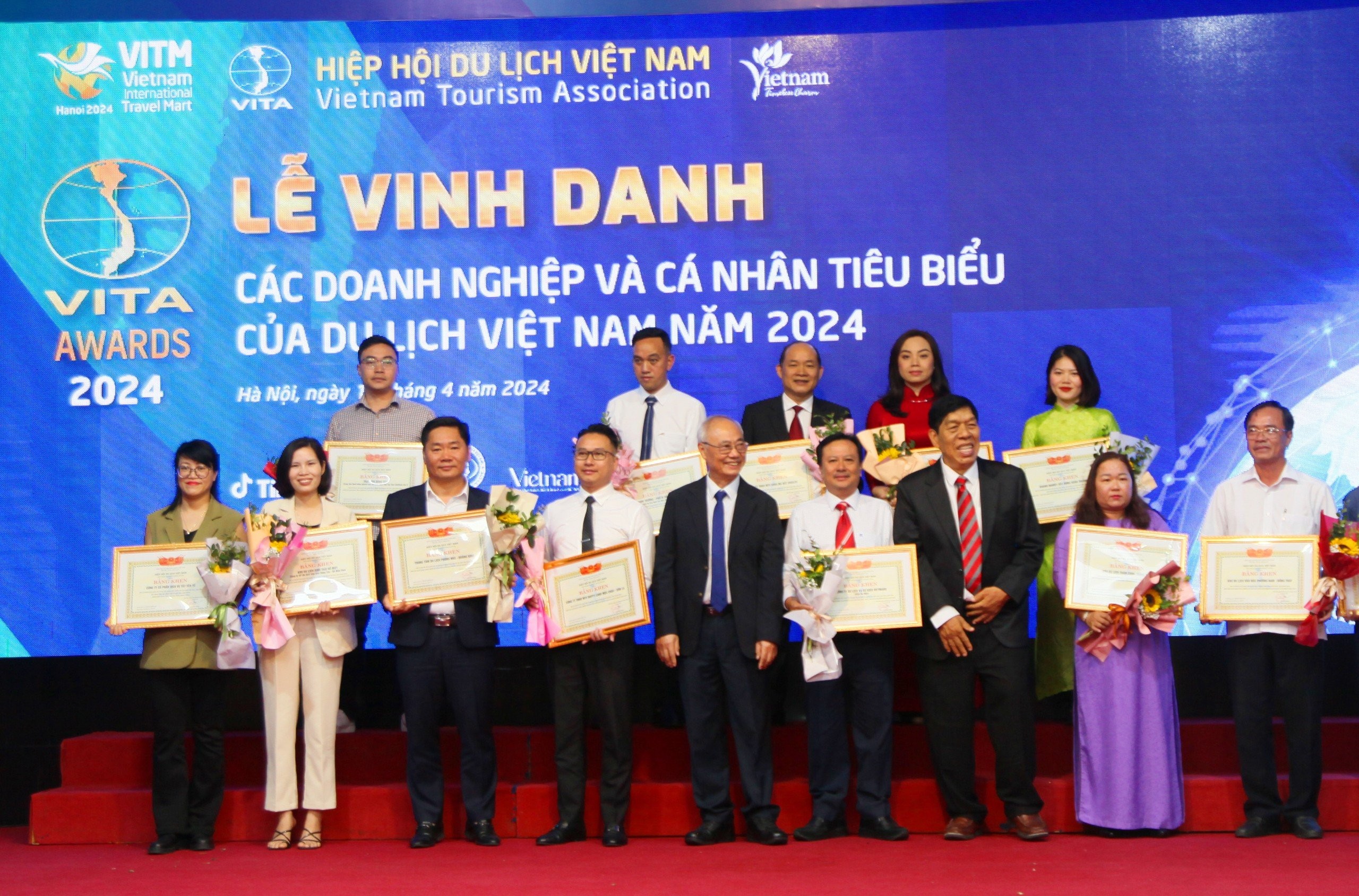 Mạng bán tour du lịch trực tuyến hàng đầu tại Việt Nam | BenThanh Tourist