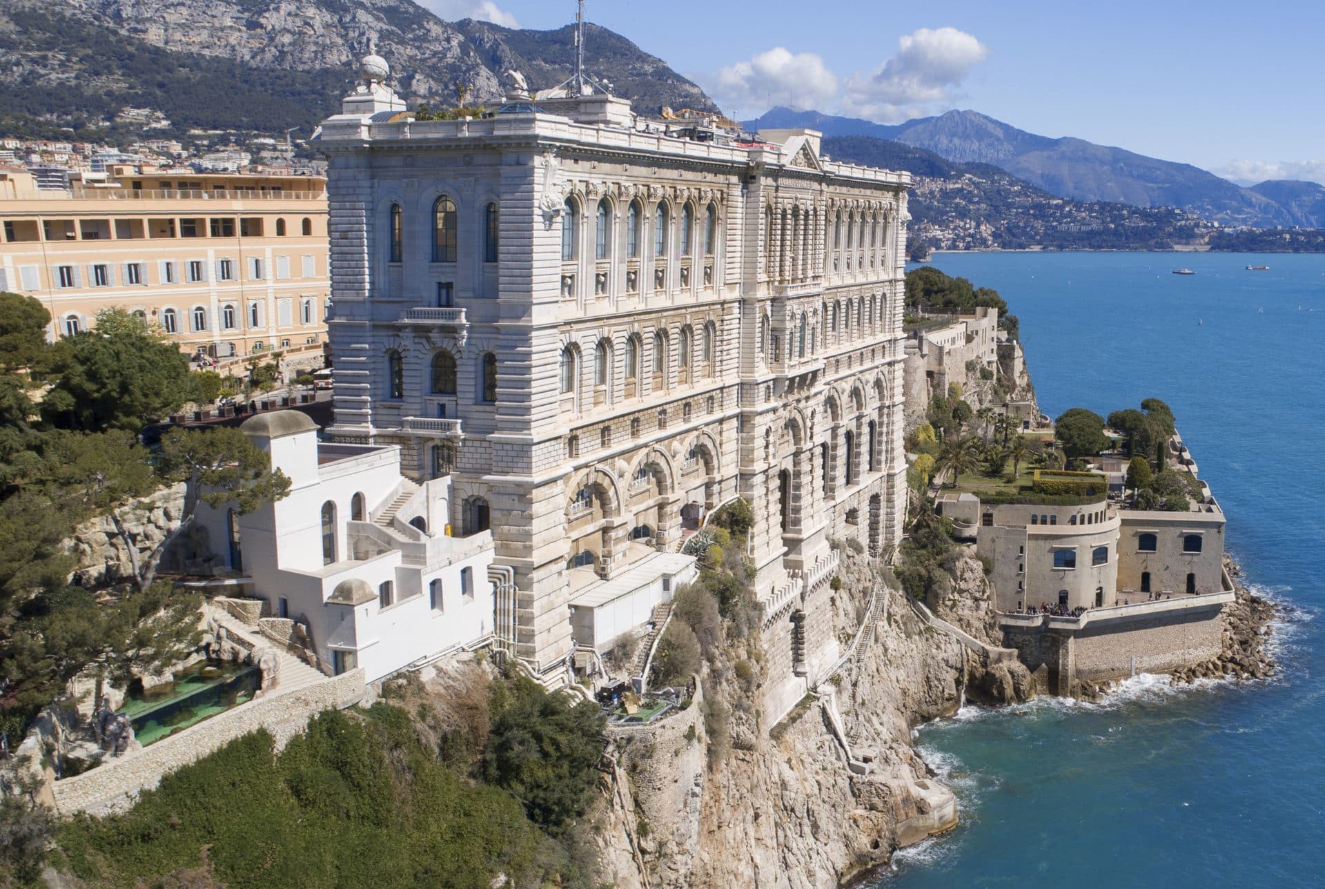 Bảo tàng Océanographique de Monaco – Nơi triển lãm nghệ thuật biển và đại dương nổi tiếng trên thế giới.